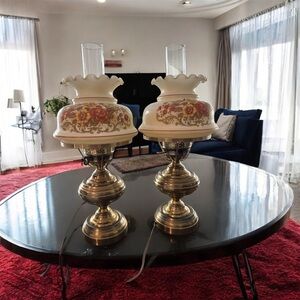 Floral Glass Table Lamp with Brass Base